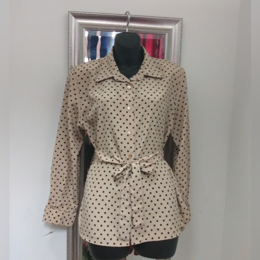 Nations vintage petite large tan black polka Dot blouse bellted/nos on Neck.
